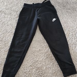 Nike youth black jogger sweats
